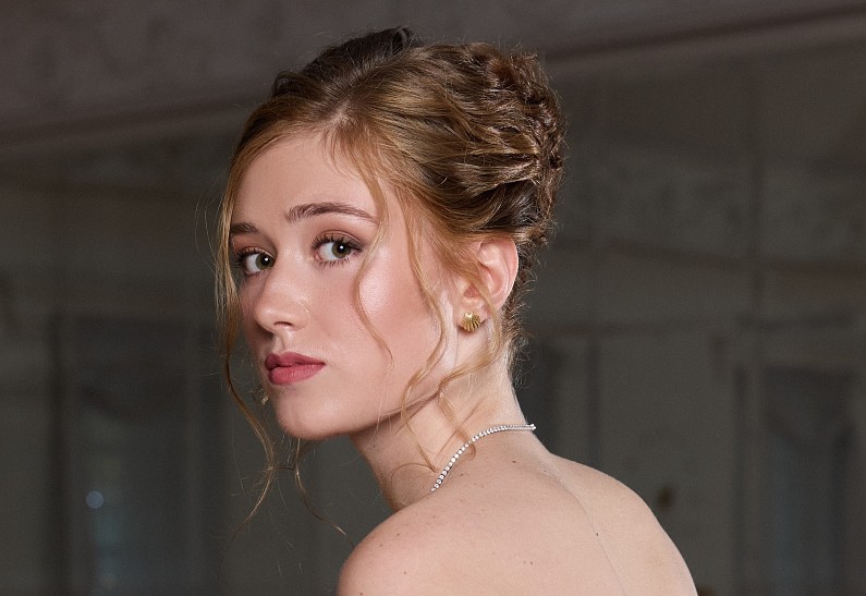 Лучшие beauty-образы актрис на кинопремии «Золотой Орел»