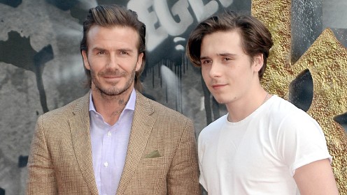 Бруклин Бекхэм удаляет татуировку, посвященную отцу