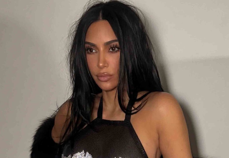 Николь Шерзингер предупредила Ким Кардашьян о скверном характере Льюиса Хэмилтона