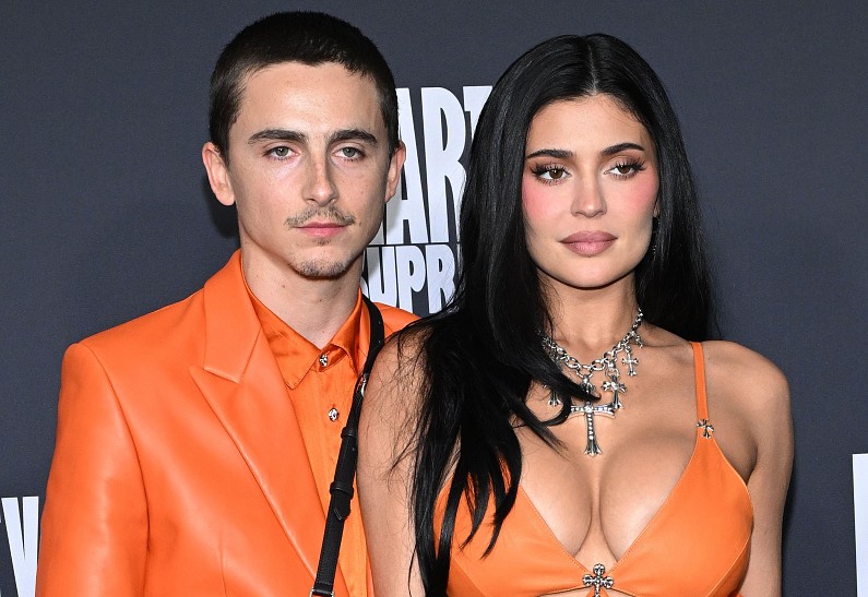 Тимоти Шаламе заподозрили в изменах Кайли Дженнер