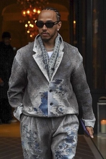 Льюис Хэмилтон