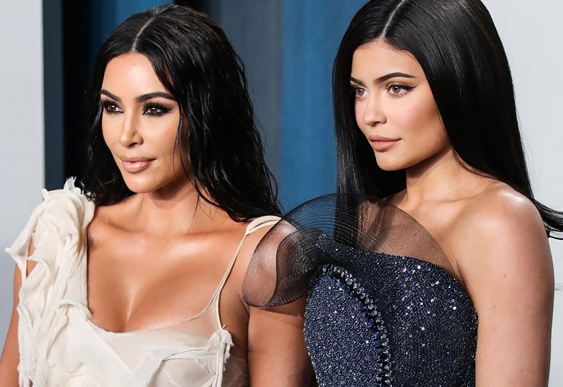 Ким Кардашьян и Кайли Дженнер столкнулись с «проклятием Кардашьян»
