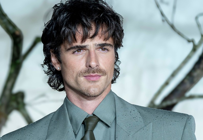 Джейкоб Элорди спровоцировал слухи о романе с известной моделью