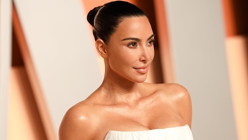 Ким Кардашьян и Льюис Хэмилтон громко заявили о своих отношениях на «Суперкубке 2026»