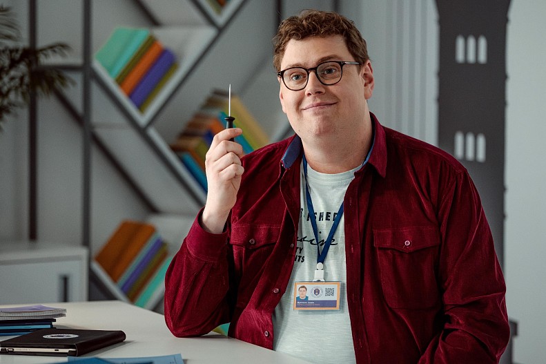 Дэниел Барнс