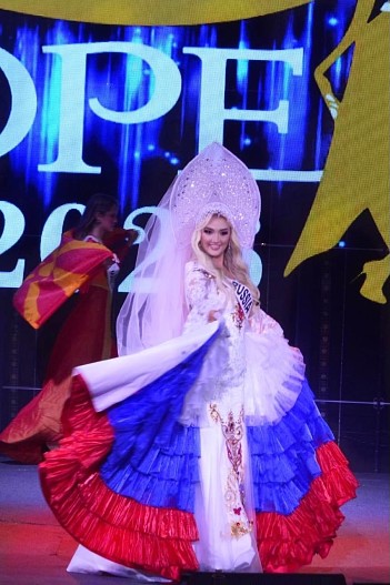 Ксения Гнедина