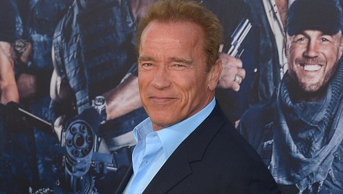 Арнольд Шварценеггер ведет переговоры о возвращении к ролям в фильмах «Хищник», «Конан» и «Коммандос»