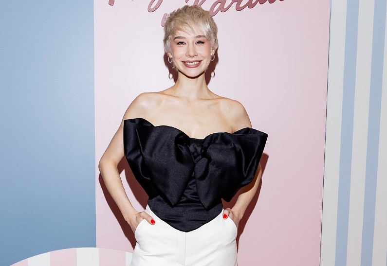 Состоялась премьера шоу «Раздевайся и Качай!» с олимпийской гимнасткой Екатериной Галкиной