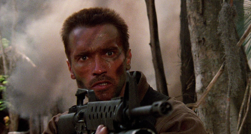 Арнольд Шварценеггер в фильме «Хищник» (1987)