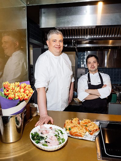 Джонатан Кёртис