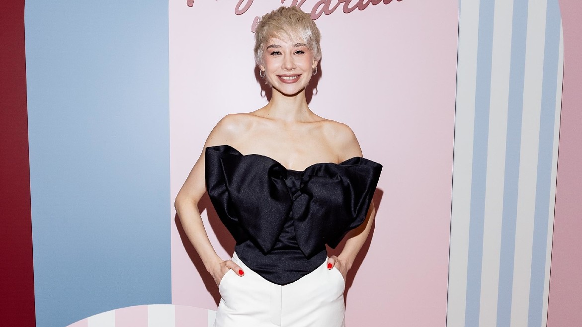 Состоялась премьера шоу «Раздевайся и Качай!» с олимпийской гимнасткой Екатериной Галкиной