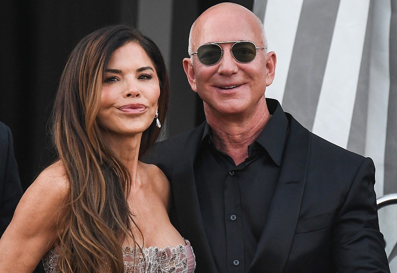 Лорен Санчес Безос рассказала, почему она разрыдалась на свадьбе с Джеффом Безосом