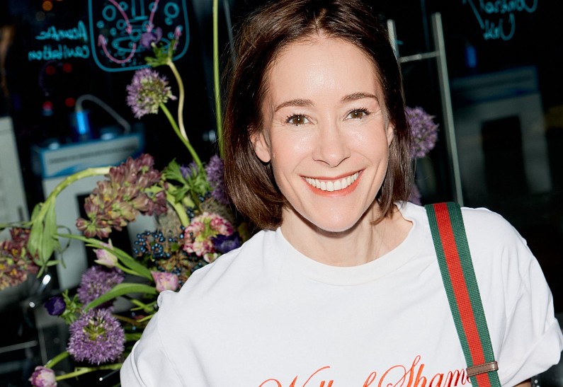 Ольга Сутулова, Дарья Клюкина и Павел Камин поздравили бар Insider с днем рождения