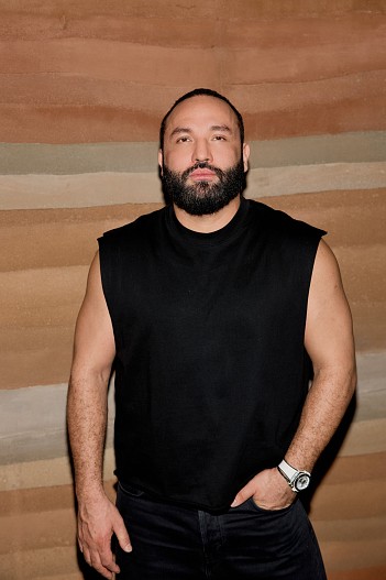 Сердар Камбаров