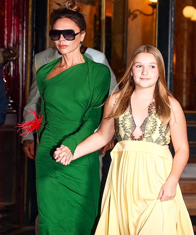 По стопам матери: 14-летняя Харпер Бекхэм запускает собственный бренд