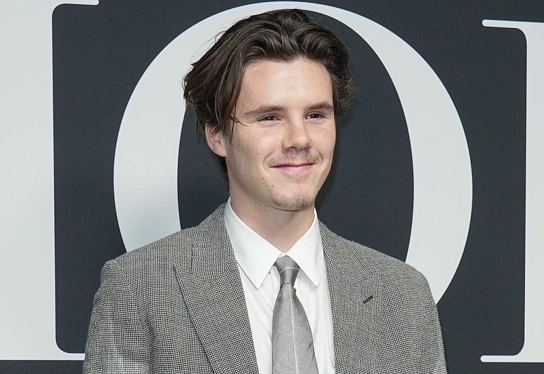 Круз Бекхэм показал свои кулинарные навыки на фоне семейного конфликта