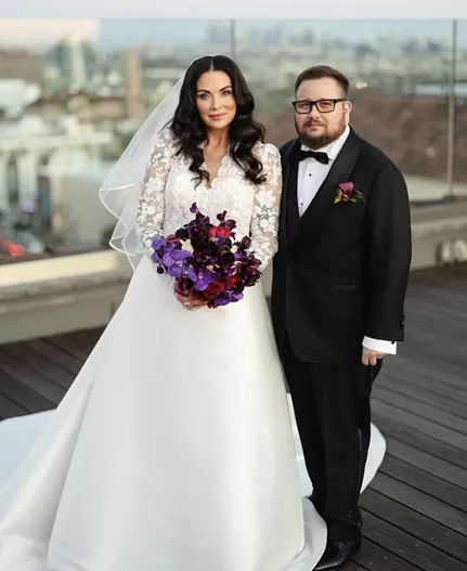 Шара Блю Матес и Чез Боно