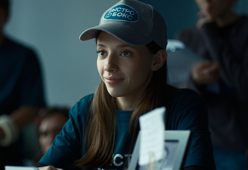 Полина Гухман, Данила Козловский, Светлана Иванова и Лиза Шакира в сериале «Первая ракетка». Фото со съемок!