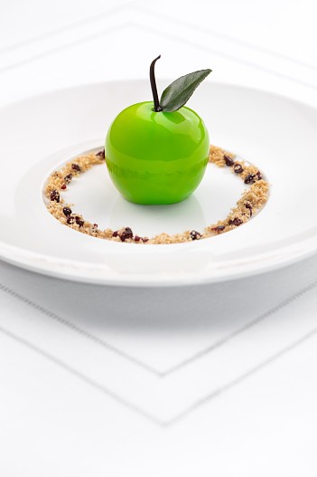 «Яблоко-укроп»