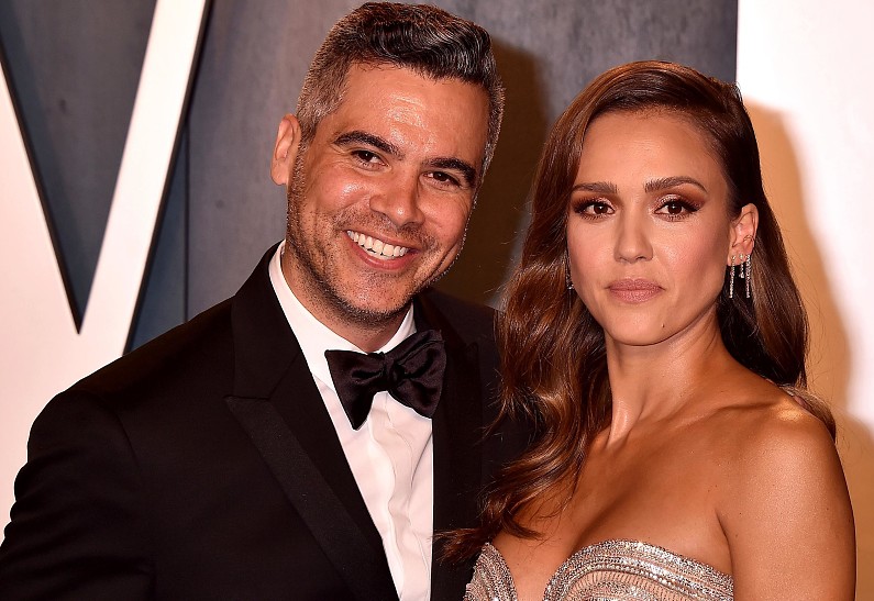 Джессика Альба выплатила бывшему мужу половину доходов от своих фильмов