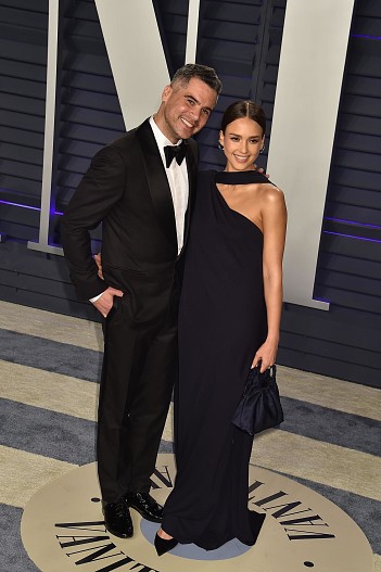 Кэш Уоррен и Джессика Альба