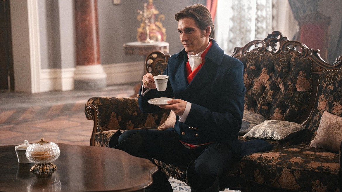 Матвей Лыков, Вячеслав Чепурченко, Виктор Васильев, Милана Бру: стартовали съемки сериала «История его служанки»