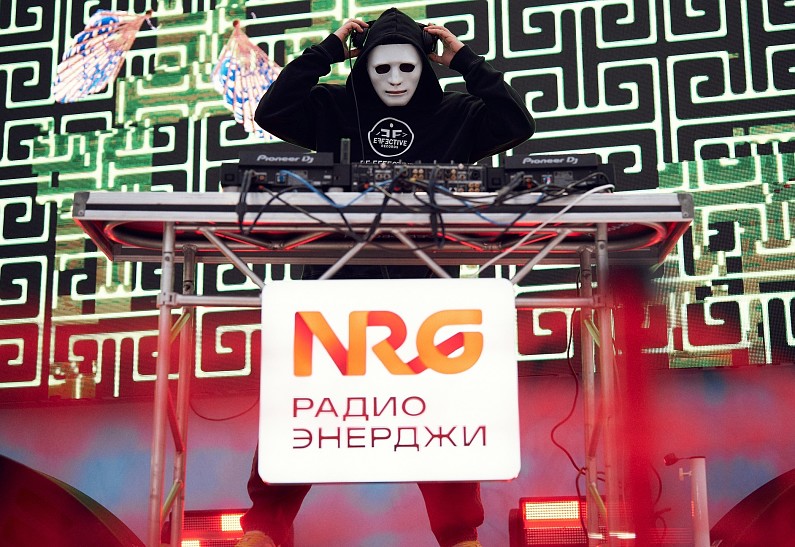 IMANBEK, HOLLYFLAME, NANSI & SIDOROV выступили на фестивале ЭНЕРДЖИ ГОРЫ