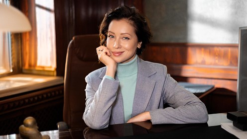 «Неопределенность идет в одном пакете с профессией»: Ирина Темичева об актерстве и сериале «Зов русалки»