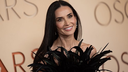 Деми Мур трогательно поздравила Брюса Уиллиса с днем рождения