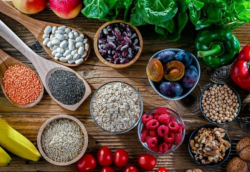 Как правильно употреблять продукты с клетчаткой: советы эксперта