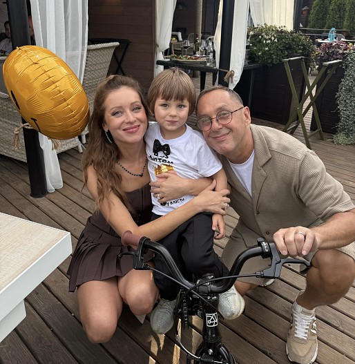 Ирина Темичева с семьей