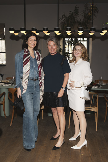 Ольга Карпова, Наталия Боброва и Анна Цуканова-Котт