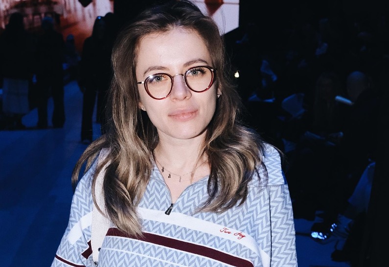 Катя Кабак, Саша Попова, Олег Борха и другие гости показа в финальный день Московской недели моды