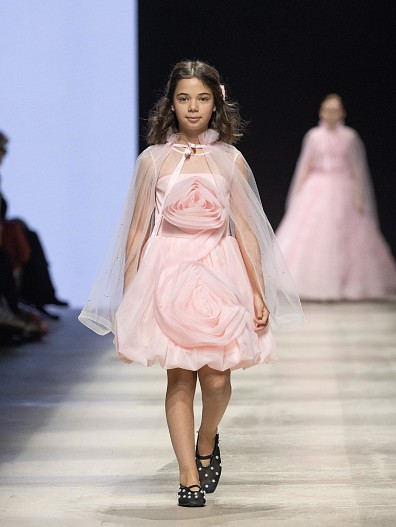 София Карибидис