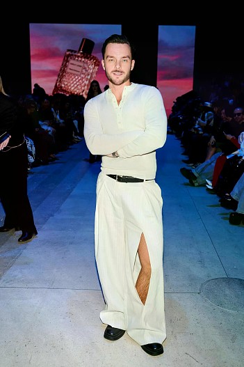 Сергей Сухов