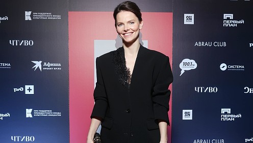 Елизавета Боярская, Мила Ершова и Святослав Рогожан, Анна Меликян и другие гости закрытия фестиваля «Первый план»