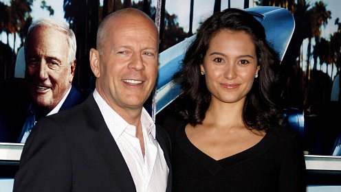 Эмма Хеминг поделилась нежным снимком с неизлечимо больным Брюсом Уиллисом