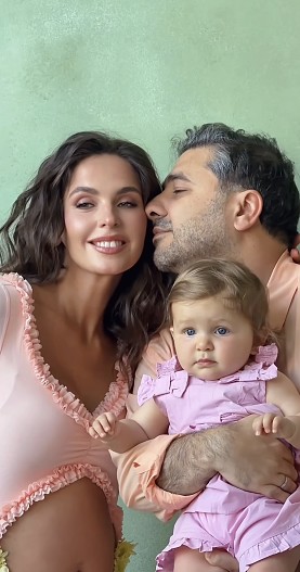 Лиза Моряк и Сарик Андреасян с дочерью