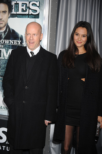 Брюс Уиллис и Эмма Хеминг