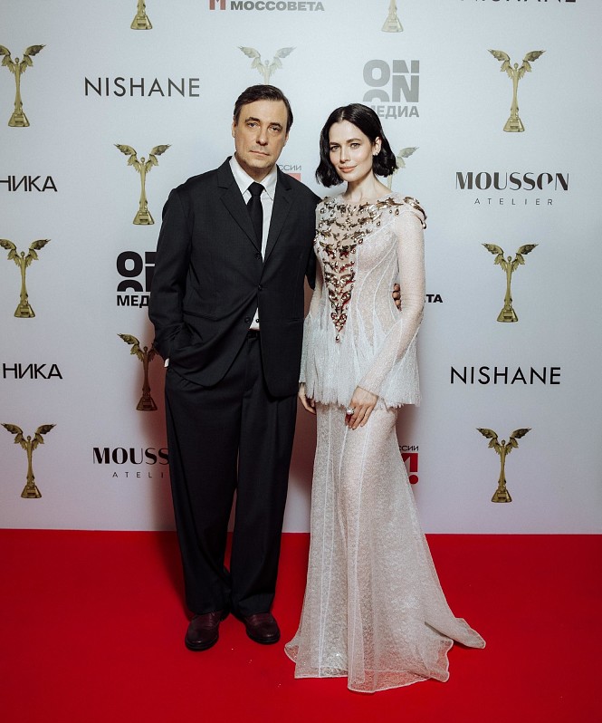 Константин Хабенский, Евгений Цыганов и Юлия Снигирь, Юра Борисов, Владимир Машков и другие гости и лауреаты кинопремии «НИКА»