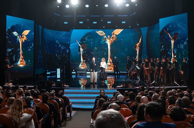 Андрей Кончаловский и Юлия Высоцкая