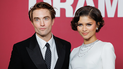 Зендая и Роберт Паттинсон презентовали комедию «Вот это драма!» в Париже