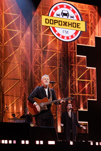 Леонид Агутин