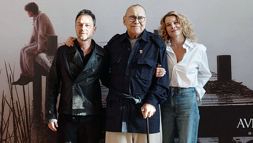 Андрей Кончаловский, Юлия Высоцкая и Алексей Гришин представили спектакль «Чайка»