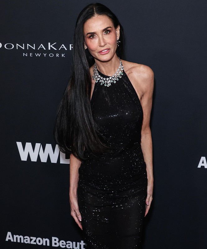 Стало известна причина нездоровой худобы Деми Мур