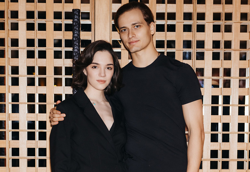 Евгения Медведева, Ильдар Гайнутдинов, Стеша Маликова, Елена Летучая, Артемий Лебедев поддержали открытие ресторана Motto Azabu