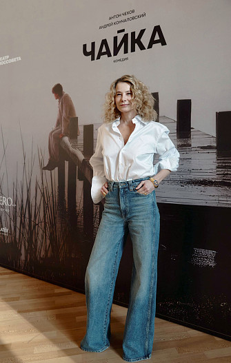 Юлия Высоцкая