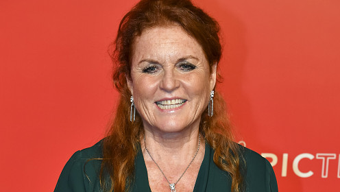 Сару Фергюсон уличили в попытке монетизировать наследие Елизаветы II