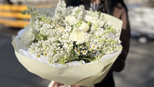 Почему цветы всё чаще покупают не по поводу, а для настроения