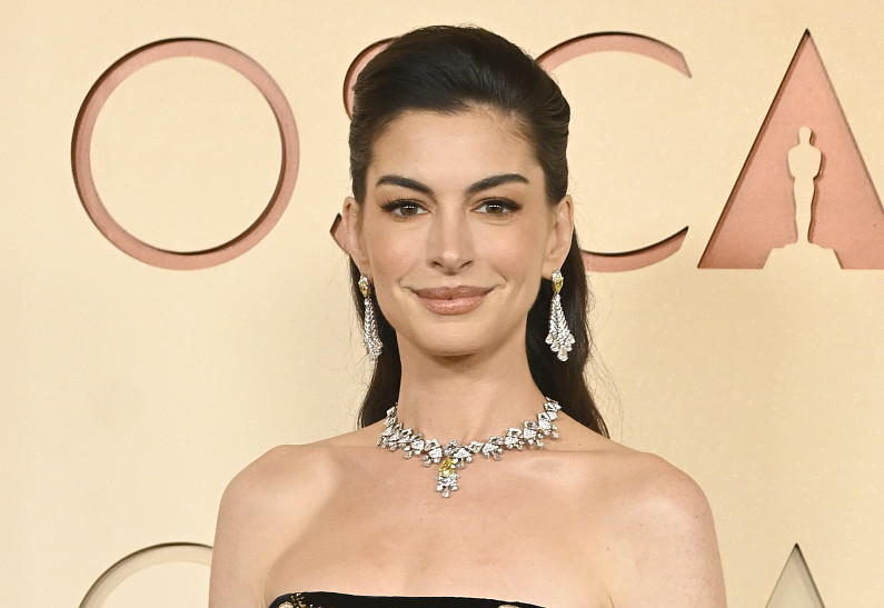 Энн Хэтэуэй рассказала о своем психическом расстройстве